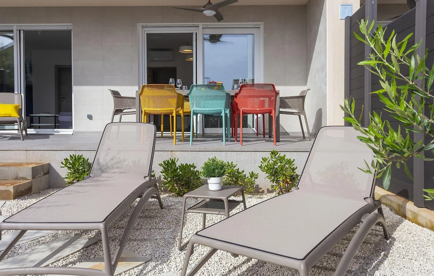 Bezauberndes Apartment 100 Meter Zum Sandstrand Mit Meerblick, Jacuzzi, Bbq Medulin