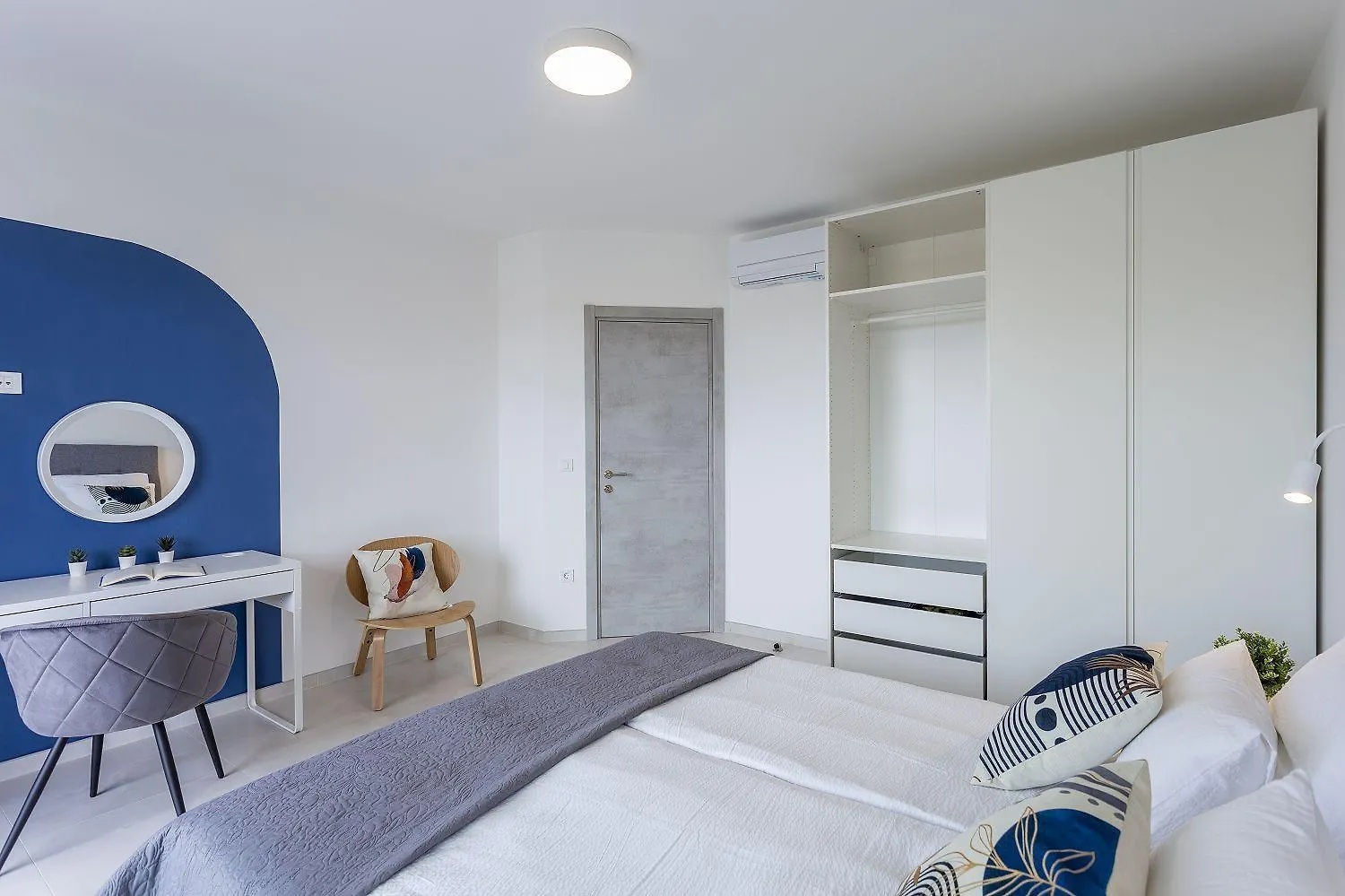 Bezauberndes Apartment 100 Meter Zum Sandstrand Mit Meerblick, Jacuzzi, Bbq Medulin 0*,
